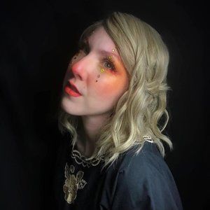 Meet your Posher, Madeline